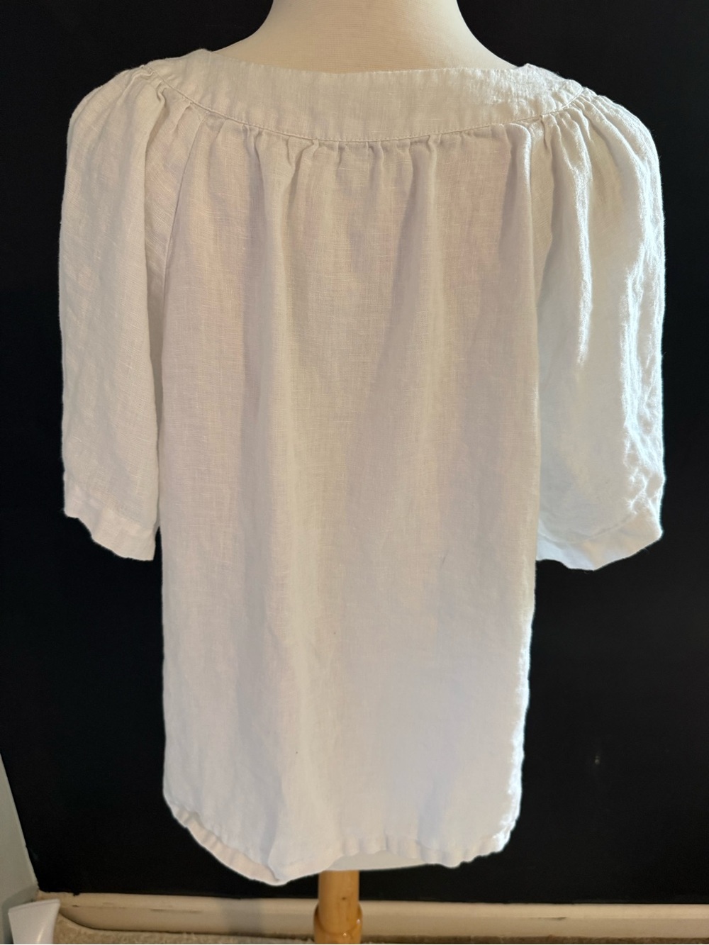 J. Crew White Linen Split-Neck Blouse size large - Picture 5 of 7
